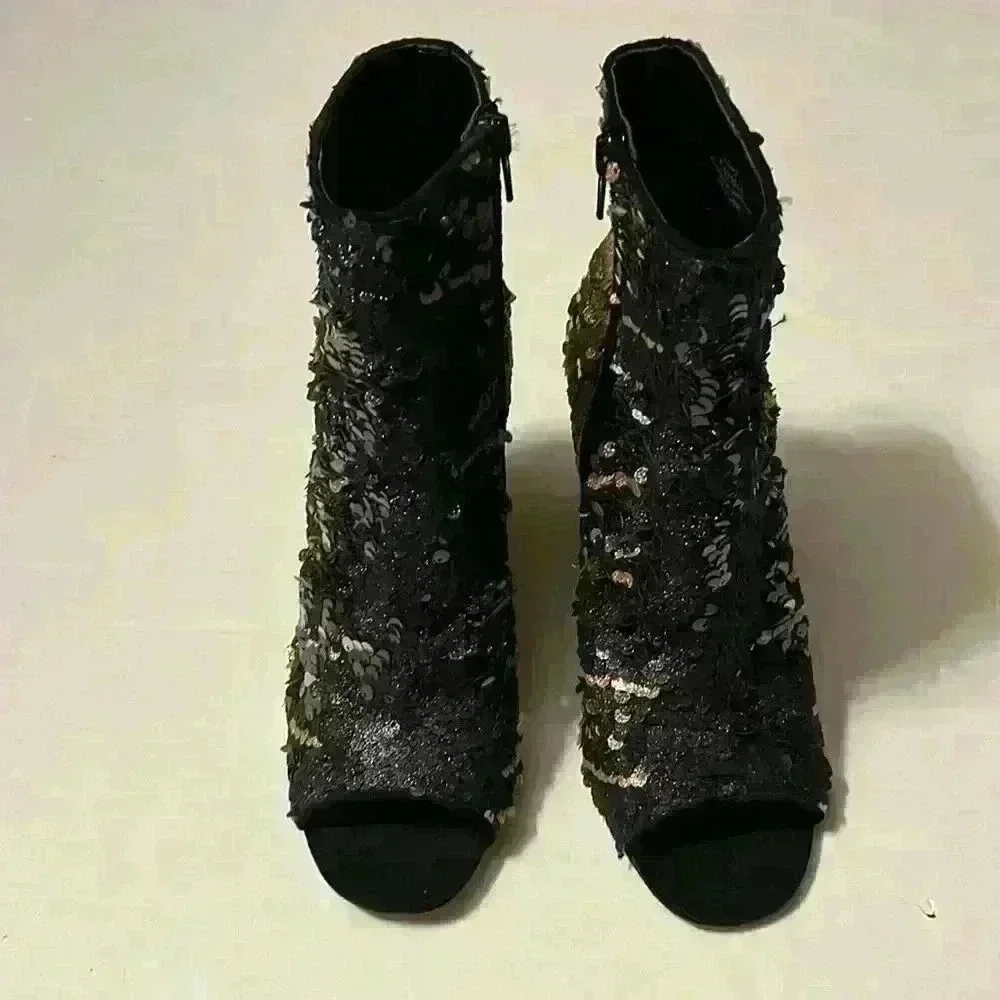 Enzo Angiolini, womans size 8.5 sequins peep toe booties​